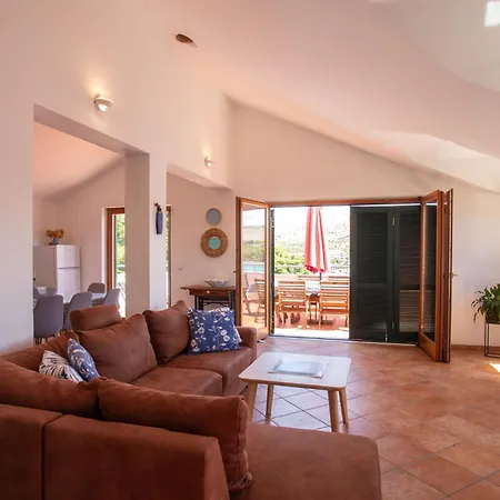 Kuca Skugor 公寓 希贝尼克