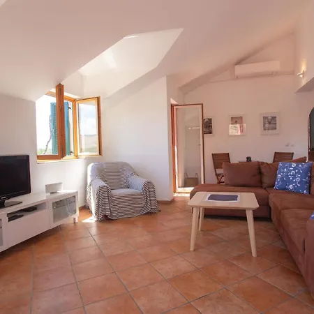 Kuca Skugor Apartamento