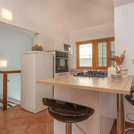 Apartamento Kuca Skugor Šibenik