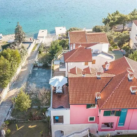 Kuca Skugor Apartamento
