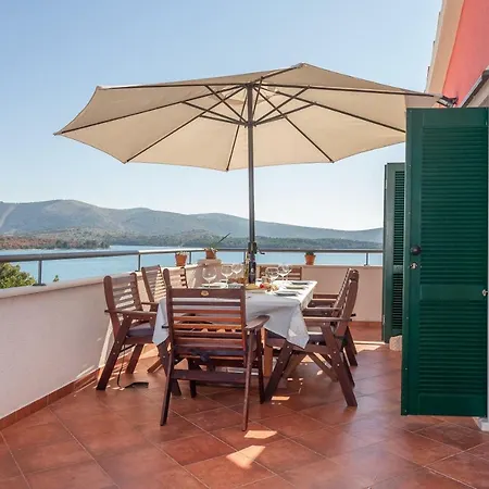 Kuca Skugor * Šibenik