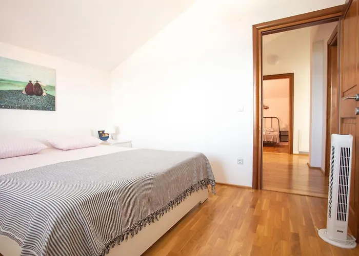 Appartement Kuca Skugor